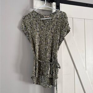 Floral Green Women's Maternity Top